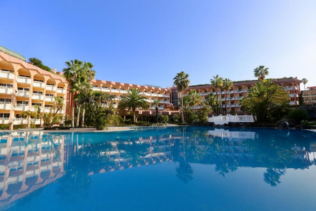 Hotel Puerto Palace