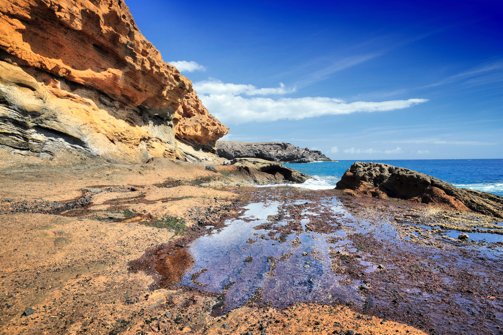 playa amarilla costa del silencio tenerife